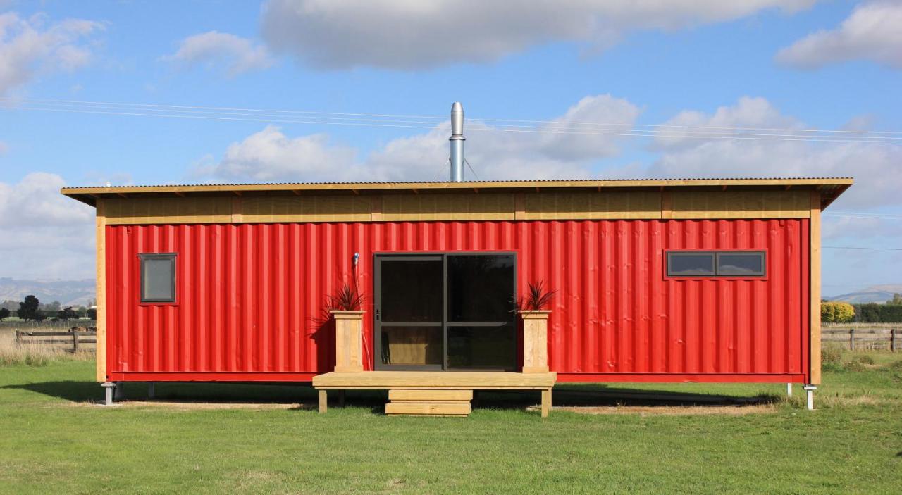 B&B Masterton - Luxury Container Cabin - Bed and Breakfast Masterton