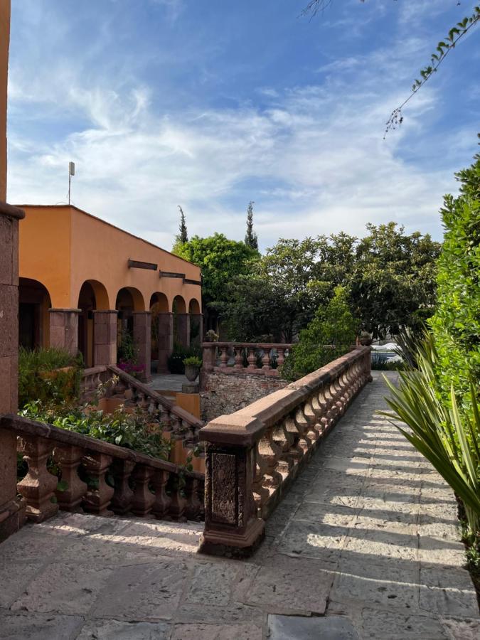 Cousy Condo in the historic center of San Miguel de Allende, incredible view, pool, BBQ, 3 blocks from the main parish - Chambres d'hôtes San Miguel de Allende