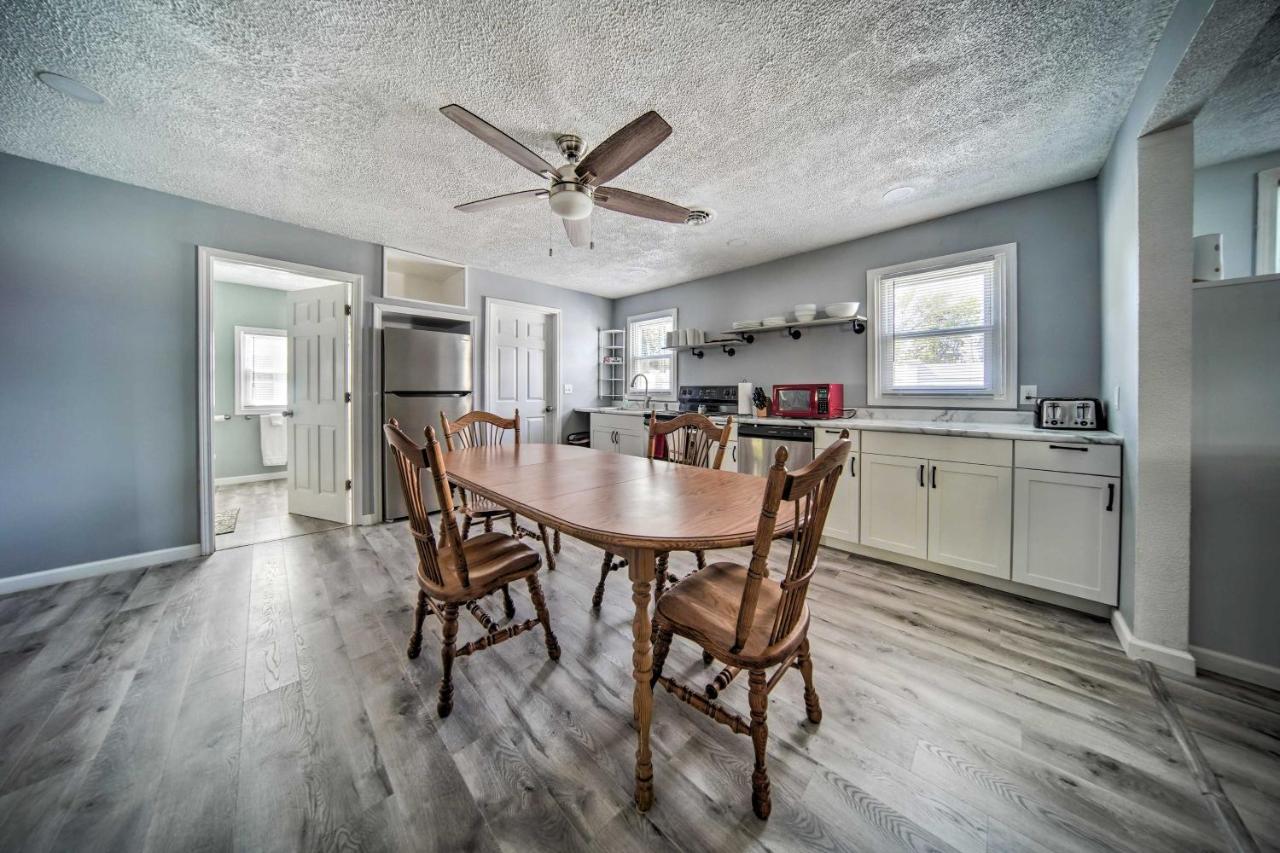 Spacious Geneva House Less Than 5 Mi to The Strip! - B&B