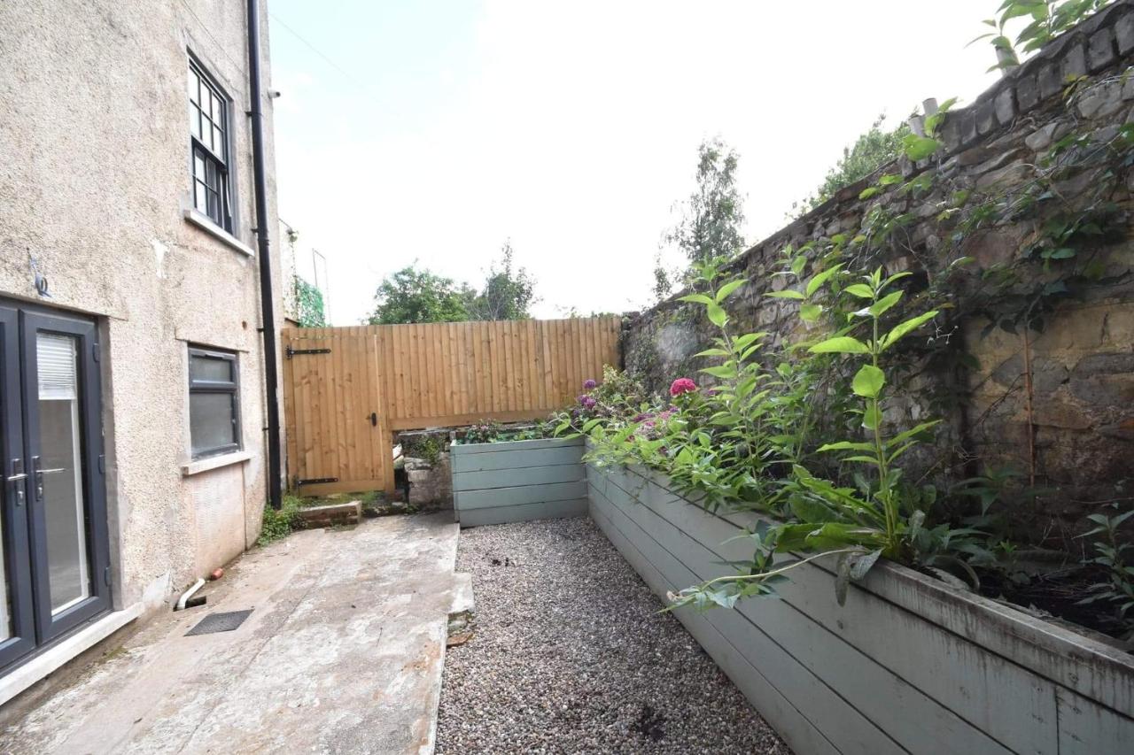 Spacious 2 Bed Sleeps 6 Just over a mile from Principality Stadium - Ferienwohnung Cardiff