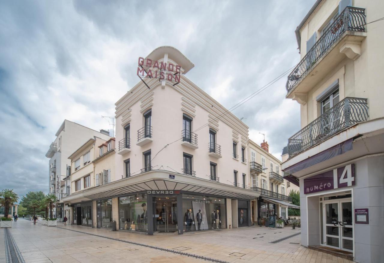 Grande Maison Vichy - Maison ou Appartements en Centre ville - Ferienwohnung