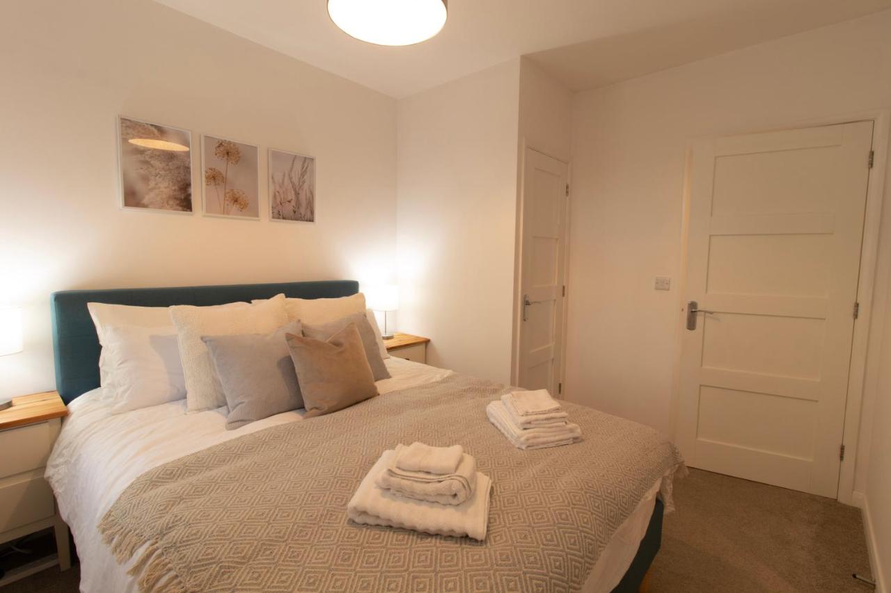 One-Bedroom Standard Apartment