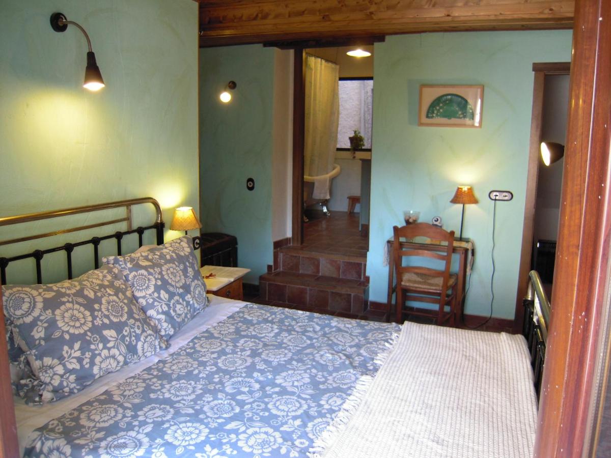 King Room with Mountain View