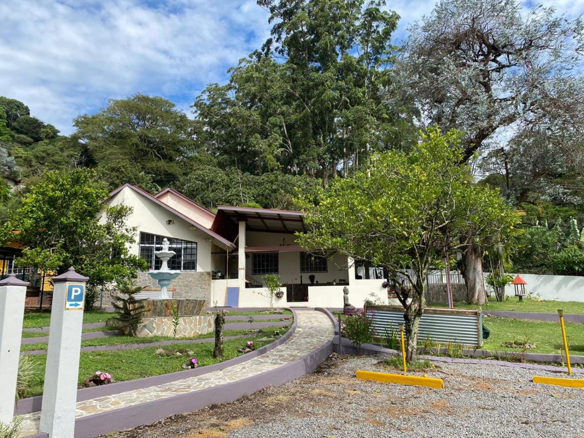 Jardín del Edén - Bed and Breakfast Bajo Boquete