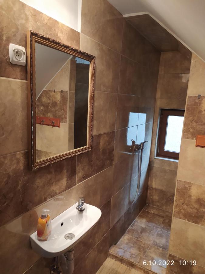 Chambre Triple avec Salle de Bains Privative