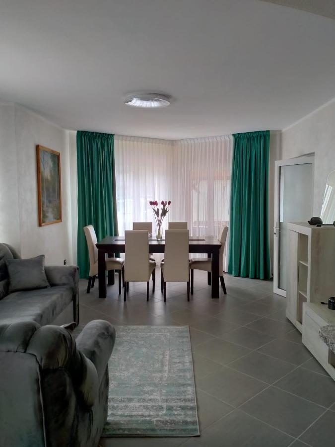 Pensiunea Casa La Cozacu - B&B Moisei