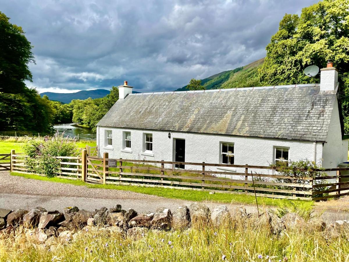 Riverside Cottage, Bridge of Balgie, Glenlyon, Perthshire - Chambres d’hôtes Bridge of Balgie