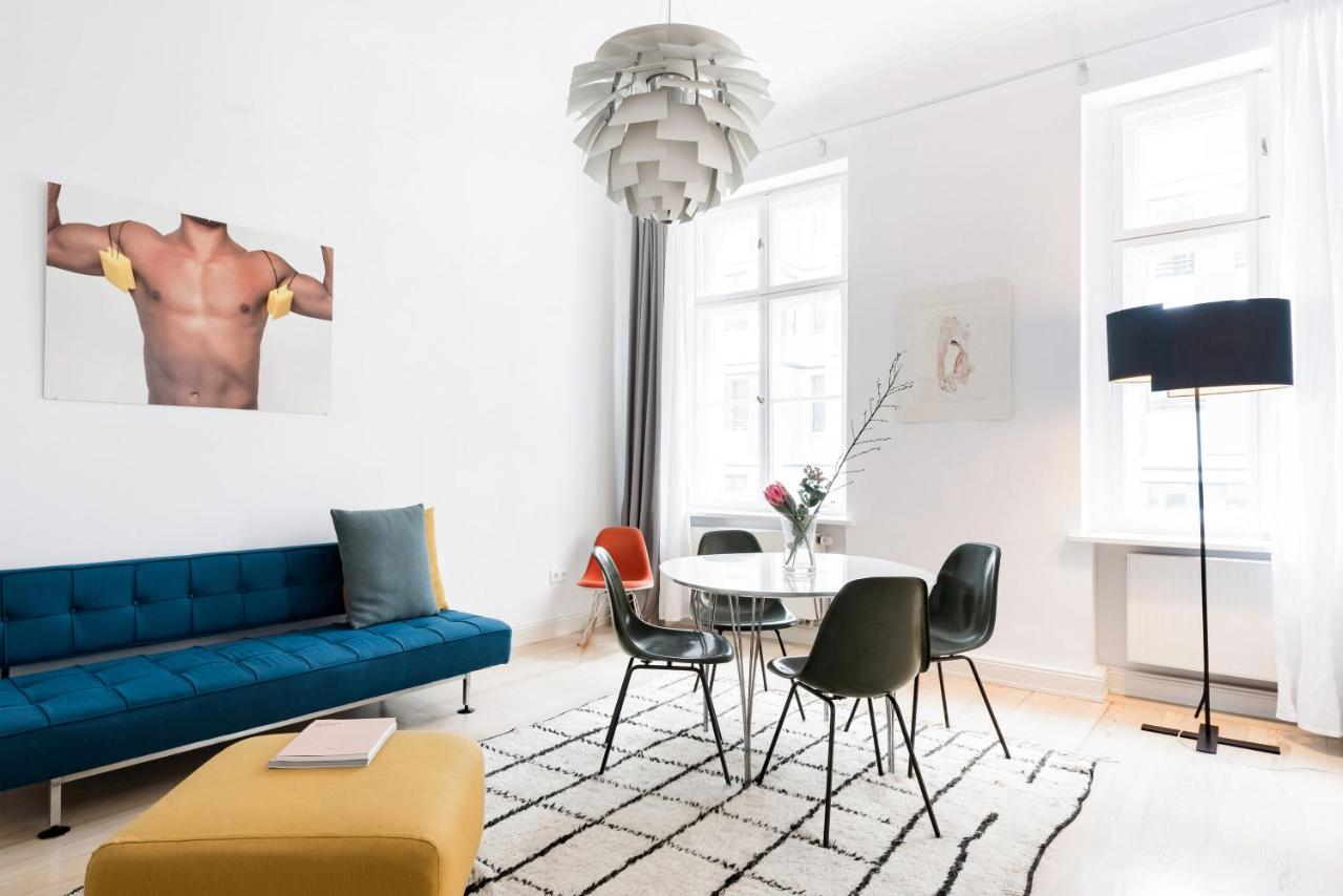 B&B Berlin - Luxury 2 Bedroom apartment in the heart of Mitte, Berlin - Bed and Breakfast Berlin