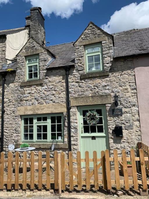 Gorgeous Cozy Cottage with a heritage feel, walks, pubs & wood burner - Bed and Breakfast