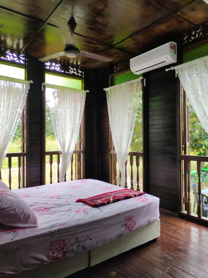 Homestay Kampung Den - Ferienwohnung Kampung Jimah