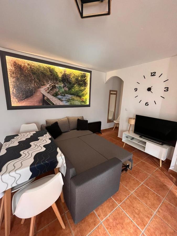 Alojamiento Las Encinas - Arroyo Frio - B&B Arroyo Frio