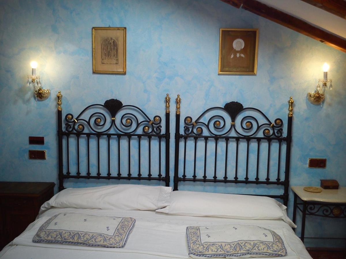 Chambre Double ou Lits Jumeaux