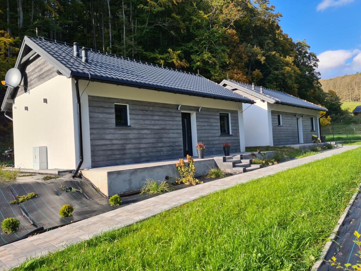 DOMKI POD ZIELONYM WZGÓRZEM 2 - B&B
