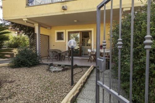 CASA JOLANDA - B&B Murta Maria