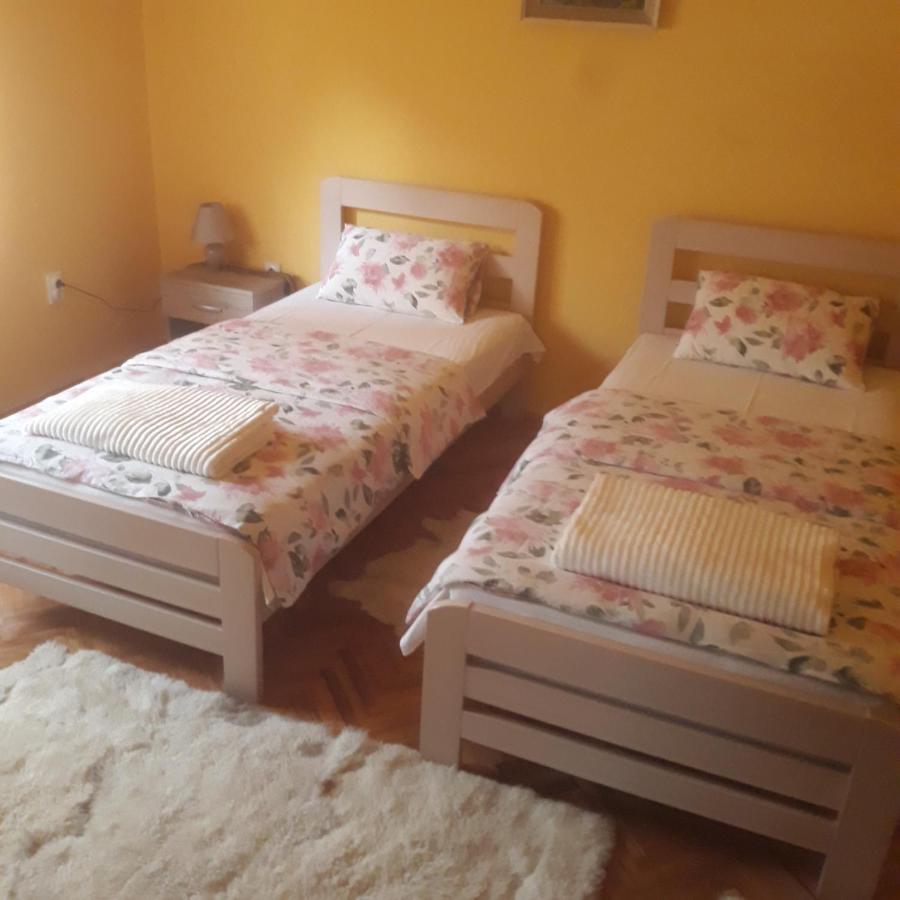 B&B Pirot - Apartman "Dom Stankovića" - Bed and Breakfast Pirot