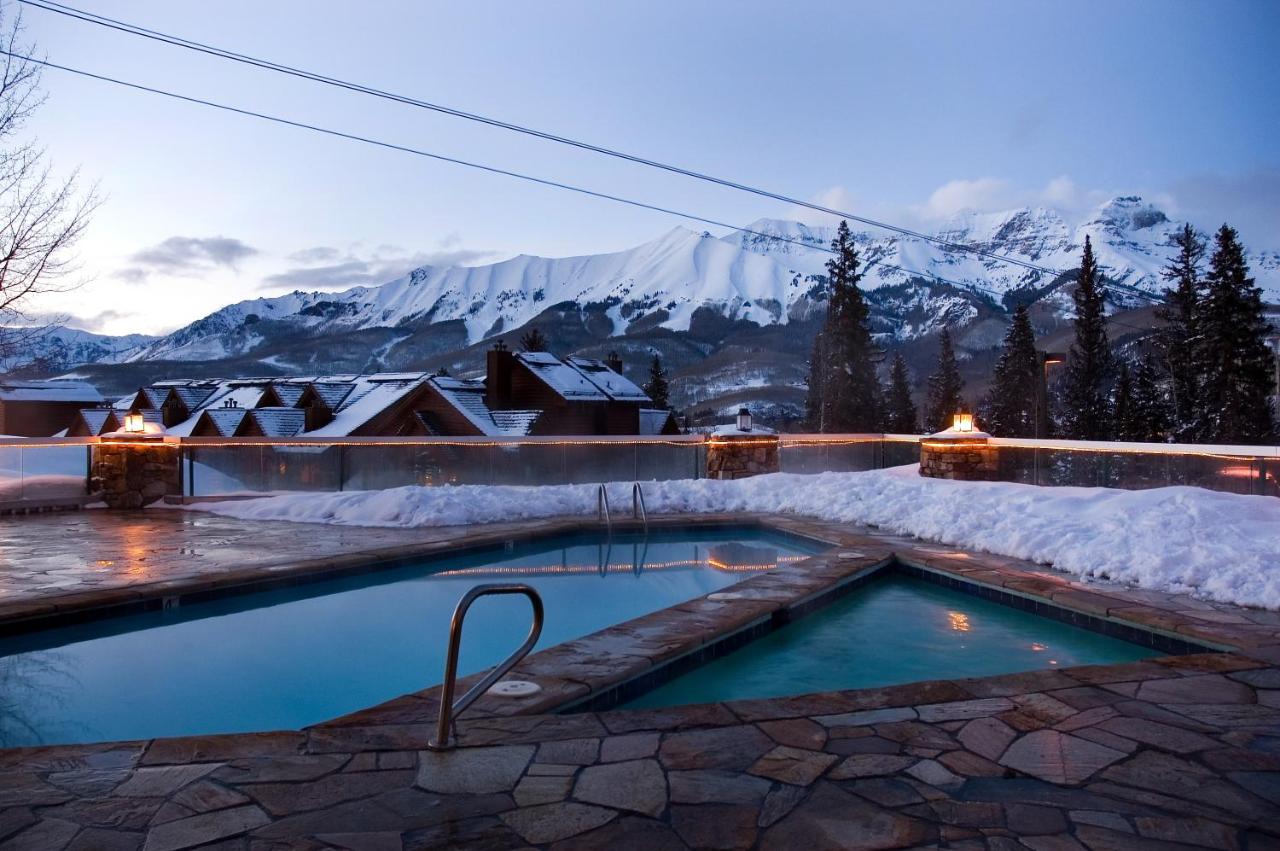 Blue Collar Boutique: Affordable Adventure - Chambres d’hôtes