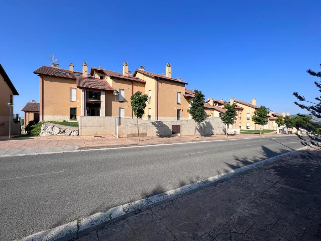 GOLF SOJUELA naturaleza Pet friendly - B&B Sojuela