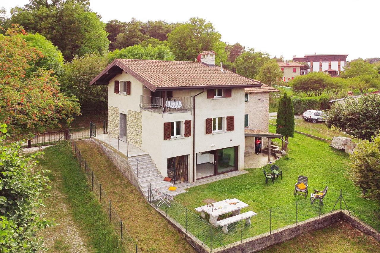 B&B Esino Lario - Casa Gerolamo - Happy Rentals - Bed and Breakfast Esino Lario