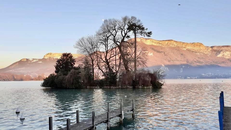 B&B Annecy - Appart Cosy proche du lac avec terrasse - Bed and Breakfast Annecy
