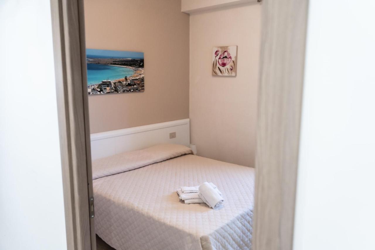 Double or Twin Room with Pool View