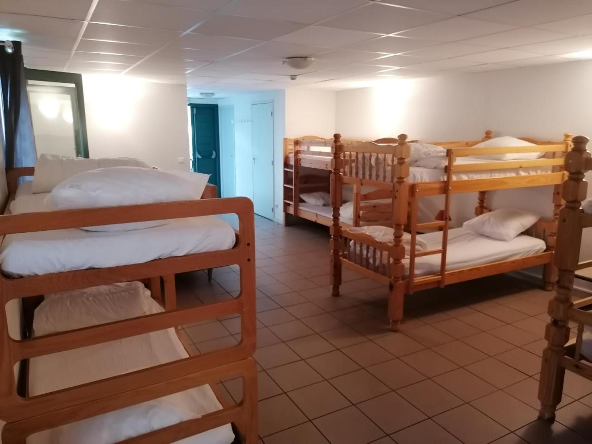 Mixed Dormitory Room