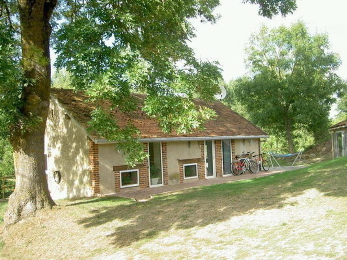 Charmant gîte rénové avec jardin, terrasse, cheminée et wifi - animaux acceptés - FR-1-489-22 - B&B