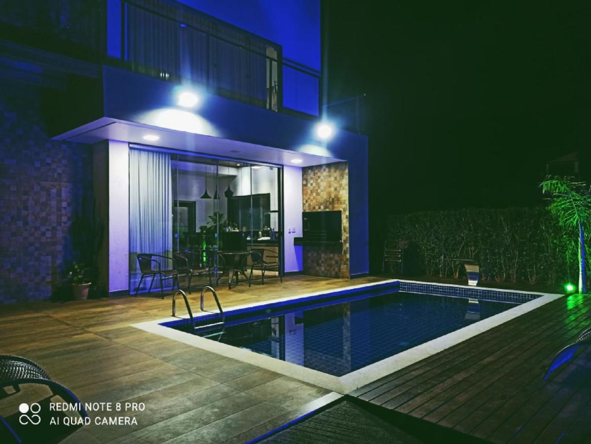 Casa alto padrão Capitólio Lago Vitória - Chambres d’hôtes