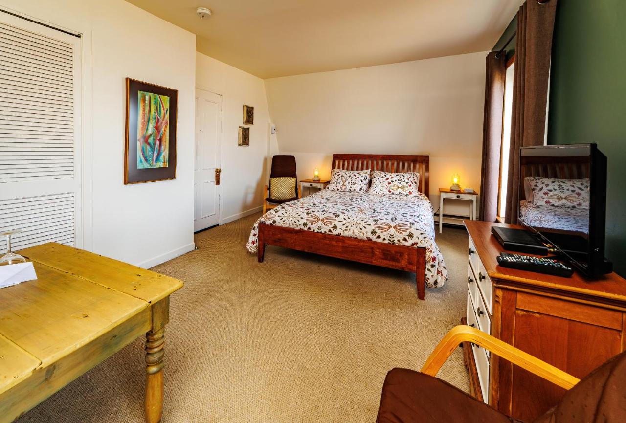 Kamer met Queensize Bed