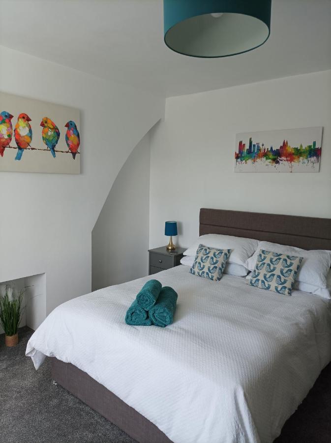 B&B Liverpool - Victorian Renovation Room 7 - Bed and Breakfast Liverpool