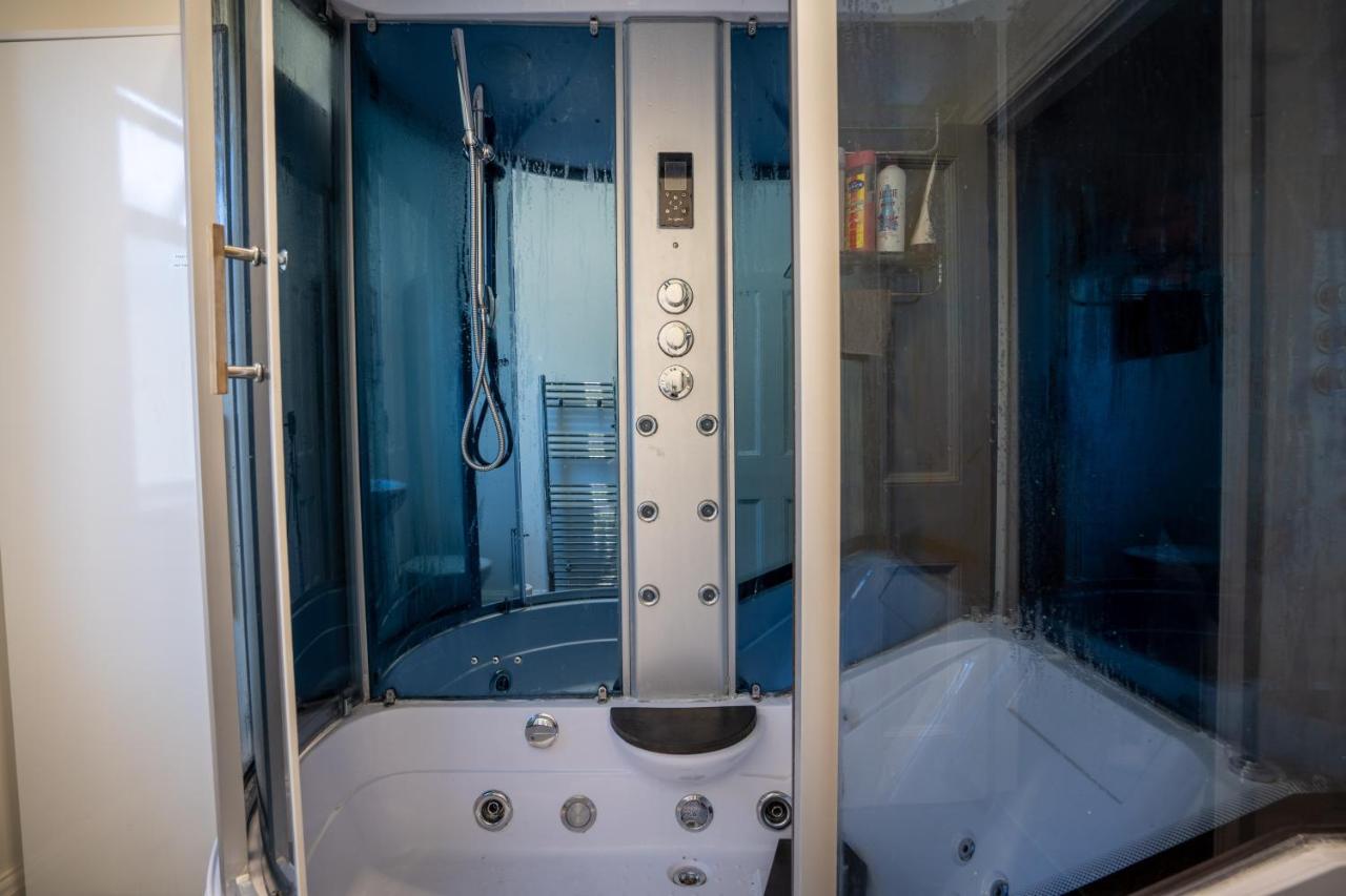 Camera Singola con Bagno in Comune