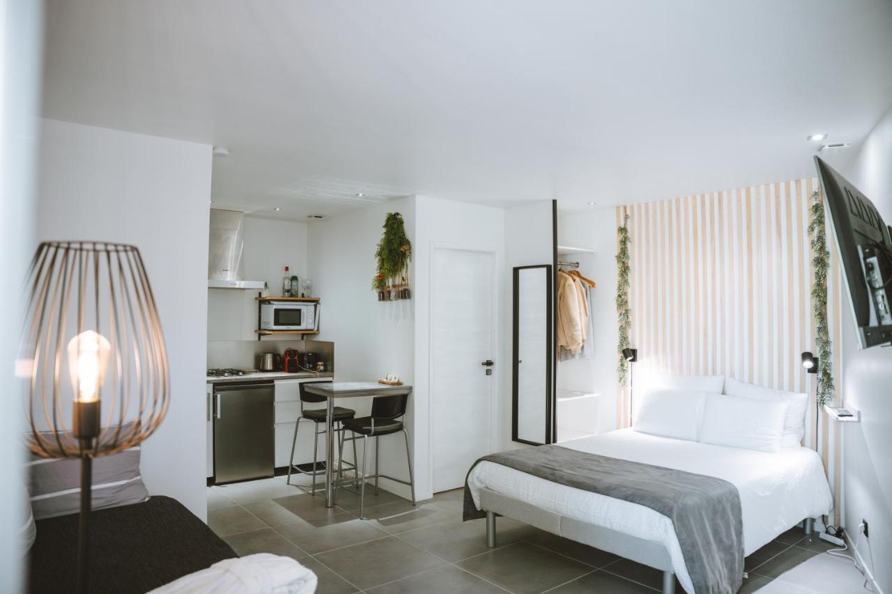 B&B Laveyron - -SKY- Appartement meublé cosy & confort-Parking privé & jardin - Bed and Breakfast Laveyron