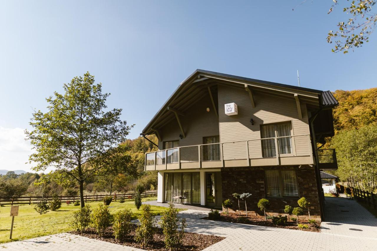 The Lazy Bear - B&B