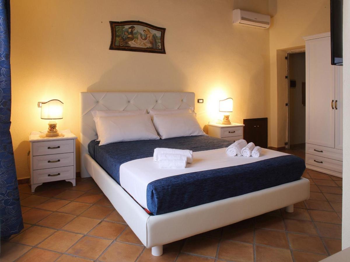 Camera Familiare con Balcone