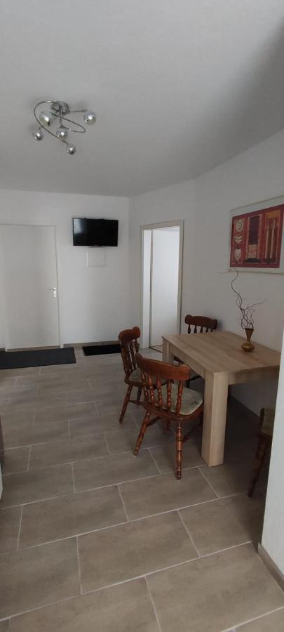 Appartamento con 2 Camere da Letto