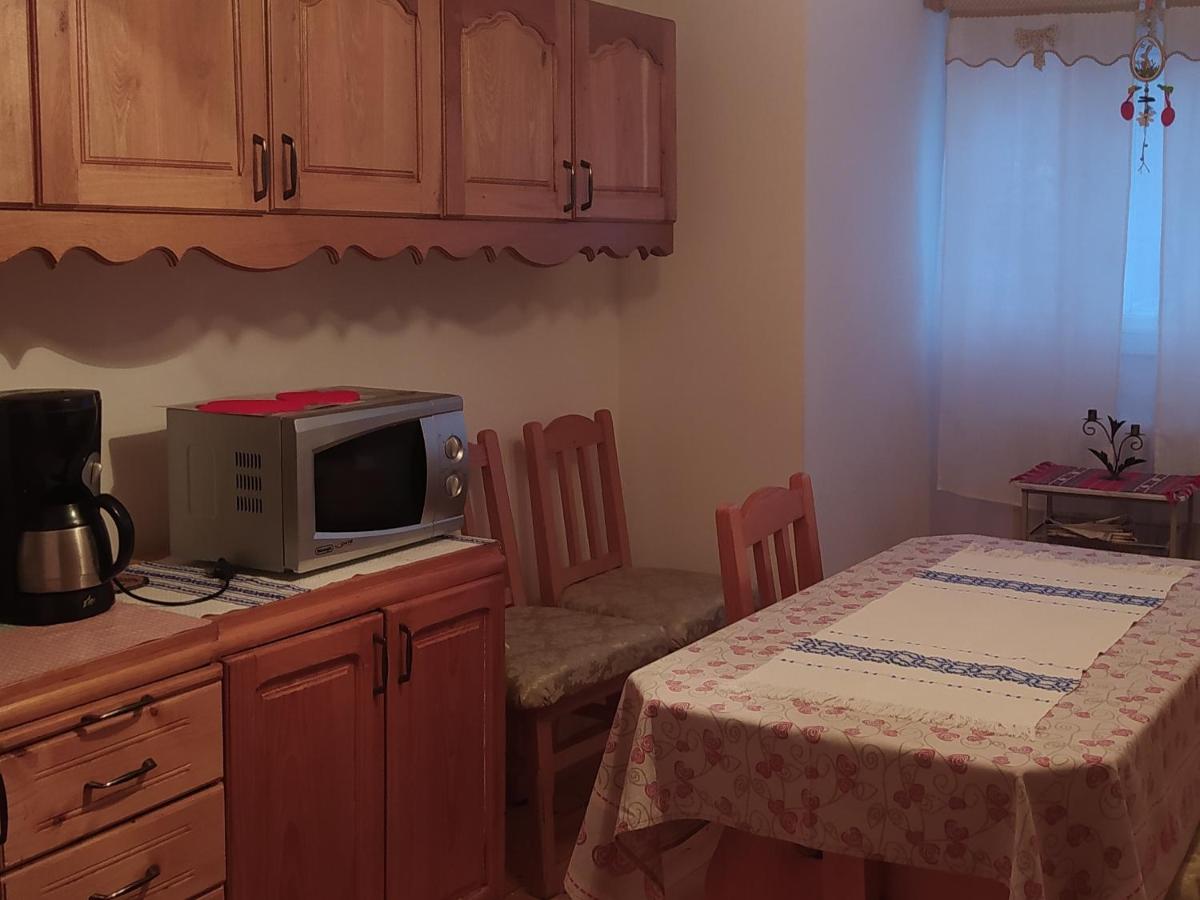 Quadruple Room with Shared Bathroom