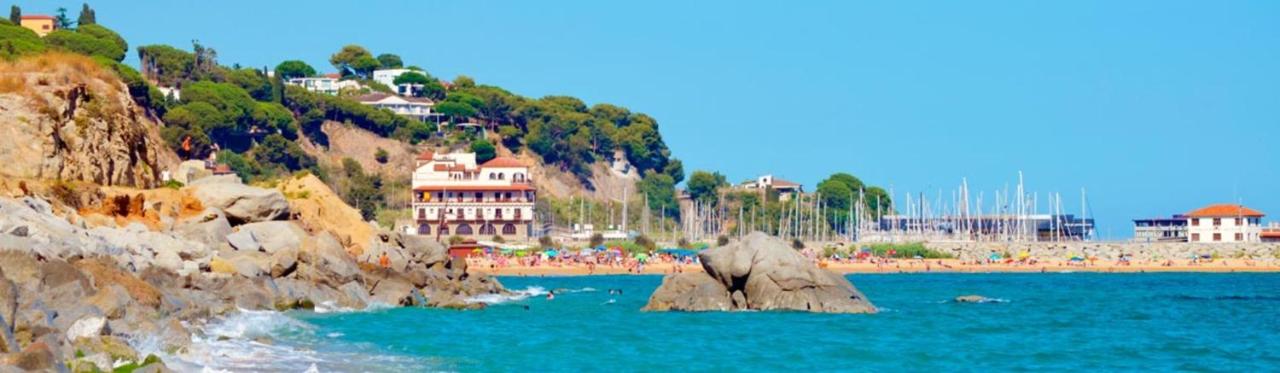 Elegante apt p4 pax a 1 min de la Playa con WiFI - B&B Arenys de Mar