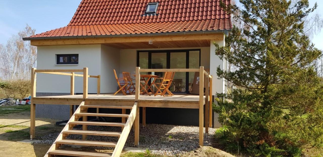 Mecklenburgische Seenplatte - FH mit optionalem Steg und Ruderboot - B&B