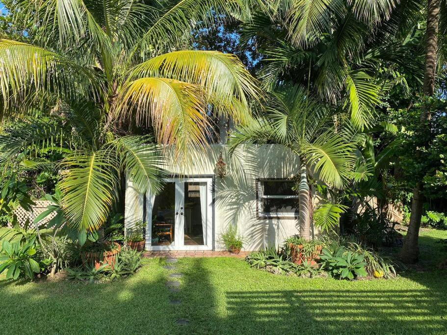 Miami guest house with large pool - Chambres d’hôtes