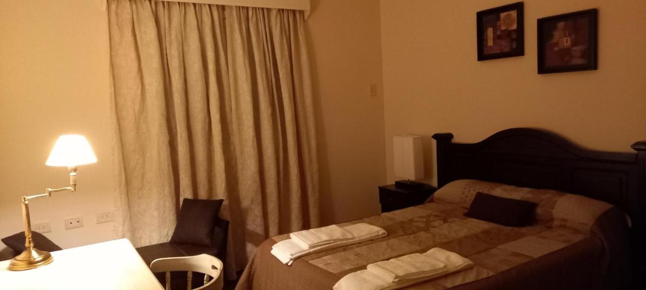 HOSPEDAJE DEL PASEO - B&B