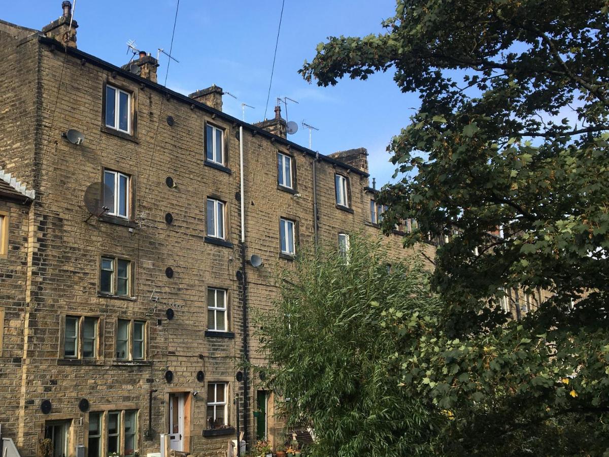 B&B Holmfirth - Up-Top Cottage - Bed and Breakfast Holmfirth