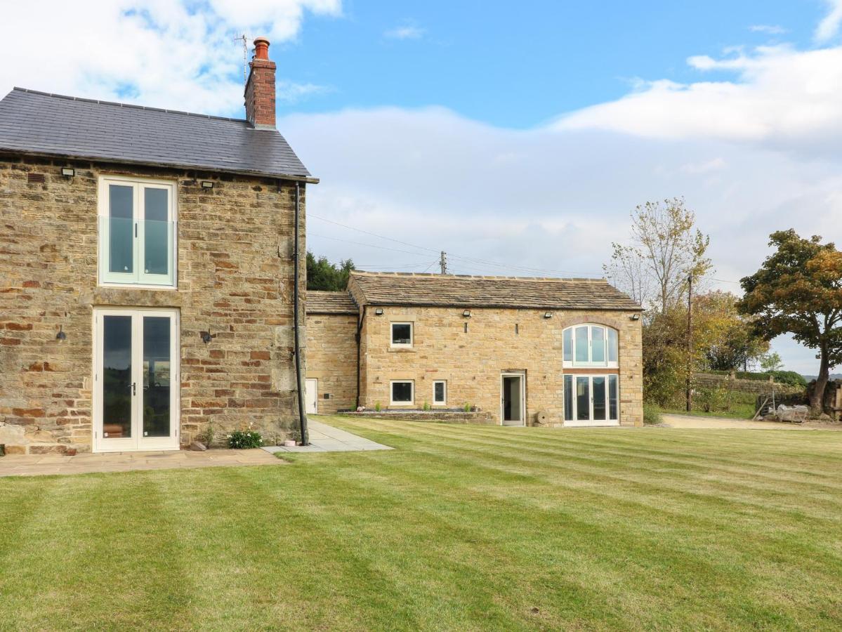 Top Hill Farm Cottage - Bed and Breakfast