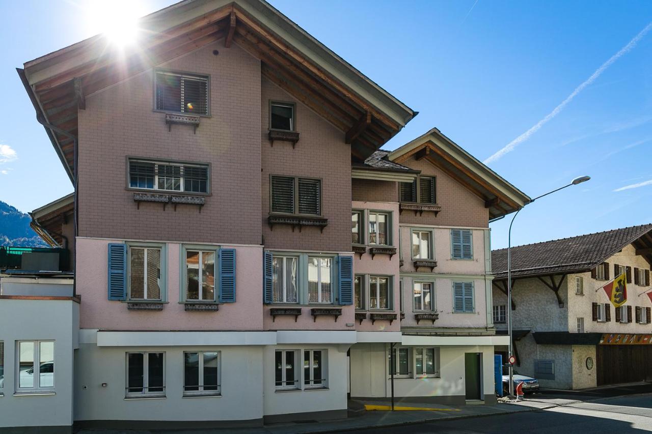 Spirit Apartments - Zentral am See - Parkplatz - Chambres d’hôtes Brienz