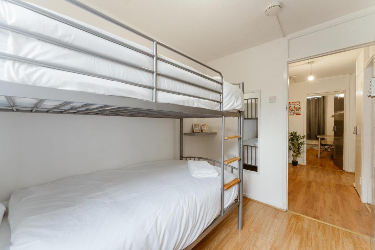 Zweibettzimmer mit Gemeinschaftsbad