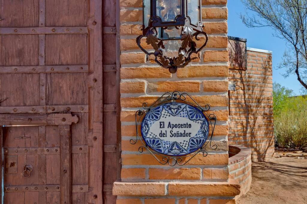 B&B Tucson - El Aposento del Soñador - The Dreamers Quarters - Bed and Breakfast Tucson