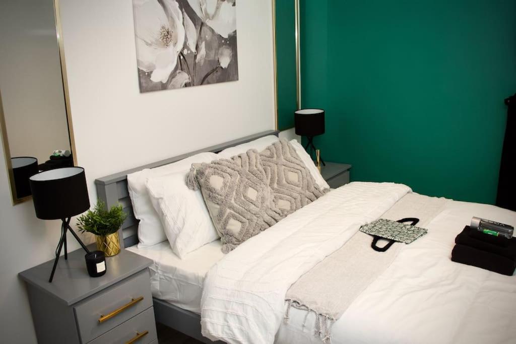 B&B Birmingham - 1 Bed Apartment B - Bed and Breakfast Birmingham