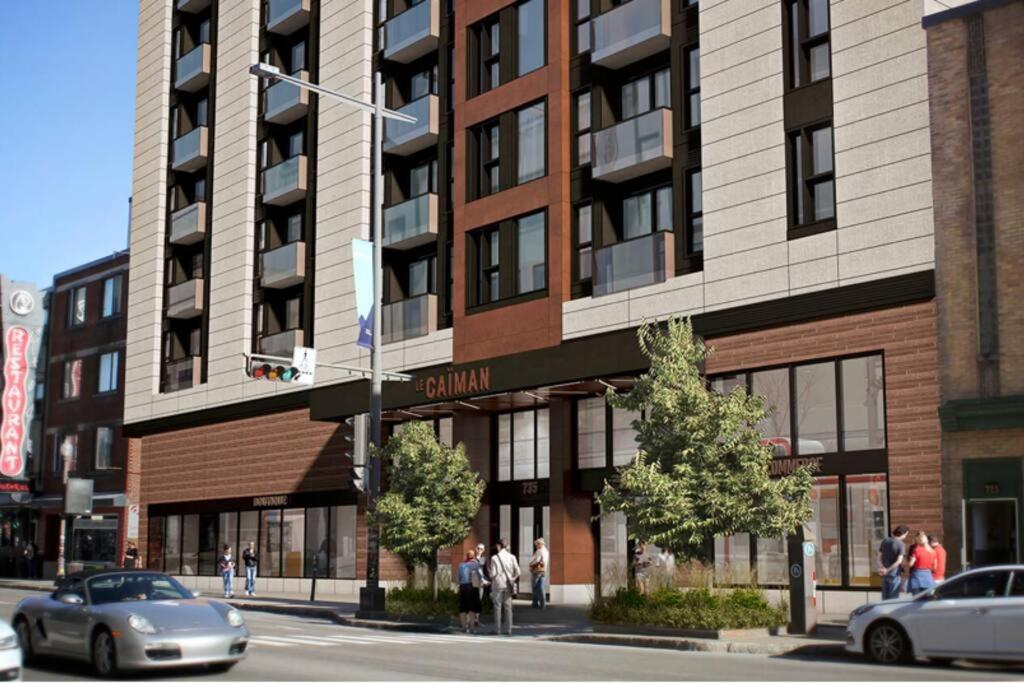 Initial / Fleuriste +Parking / Centre-ville Qc - B&B