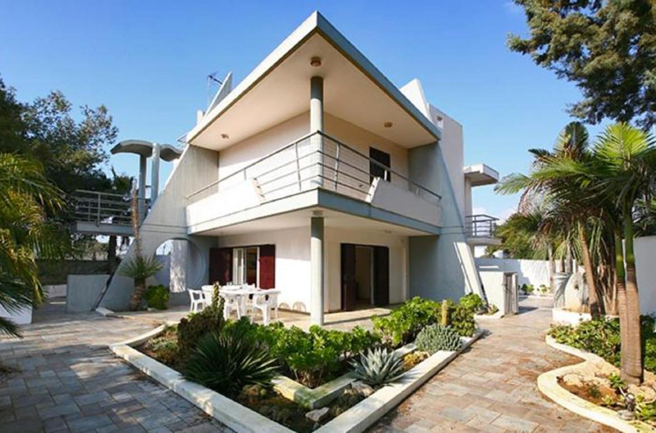 Five-Bedroom Villa