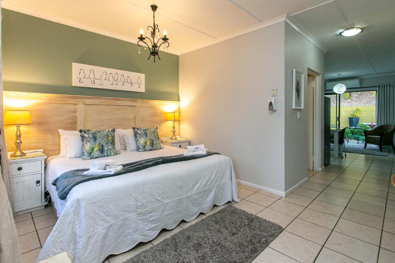 B&B Oudtshoorn - Eldorado Private Collection - Bed and Breakfast Oudtshoorn