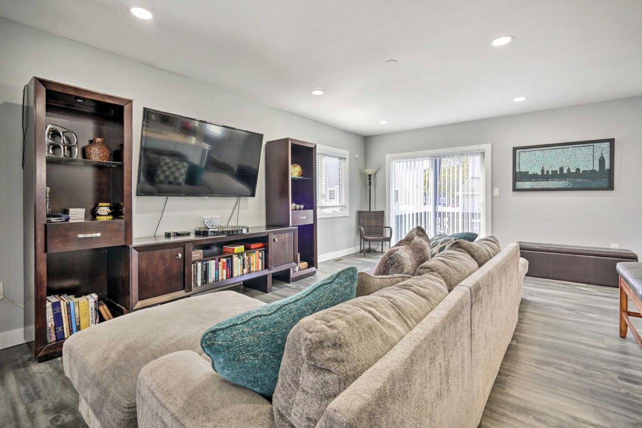 Long Branch Getaway Grill, 1 Block to Beach! - Ferienwohnung
