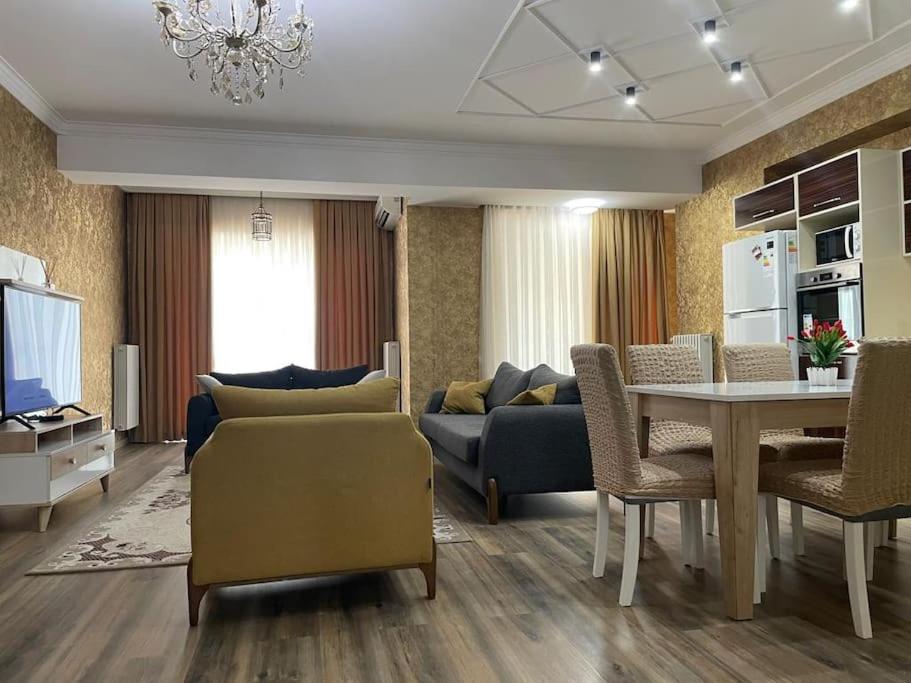 B&B Baku - Park Azure Modern apartment - Bed and Breakfast Baku